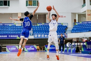 中国篮球vs广东直播_CBA高清免费观看_中国篮球vs广东比赛回放视频集锦