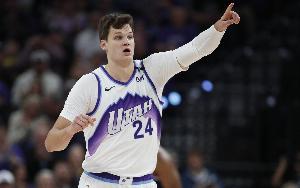 爵士vs文班亚马直播_NBA高清免费观看_爵士vs文班亚马比赛回放视频集锦