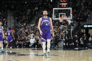 NBA湖人直播_高清免费观看_湖人比赛回放视频集锦